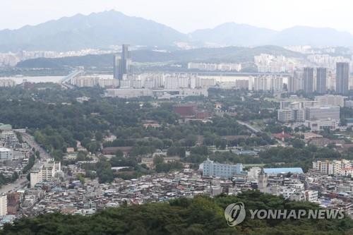This file photo, taken Aug. 31, 2020, shows the U.S. Forces Korea's Yongsan Garrison in central Seoul. (Yonhap)