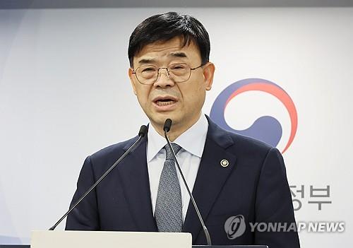 This file photo, taken Aug. 21, 2025, shows First Vice Land Minister Lee Sang-kyeong. (Yonhap)