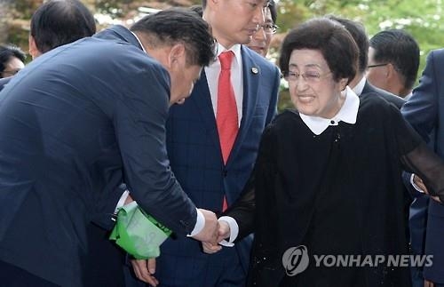 여야, 이희호 여사 방북 성원…"남북관계 개선 기대" - 2
