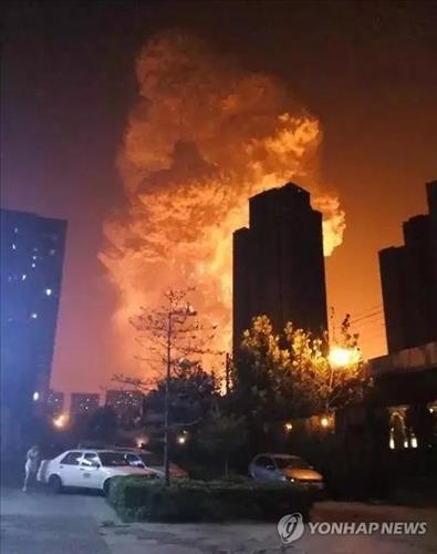 中톈진 교통위 당국자 8층서 추락사…폭발사고 연관 주목 - 2