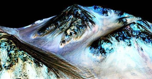화성에 물 흐르는 증거 발견…외계생명 가능성 시사(종합4보) - 4