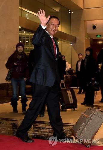 대만 폭스콘 CEO, 샤프 본사 방문…협상 타결 임박한 듯 - 2