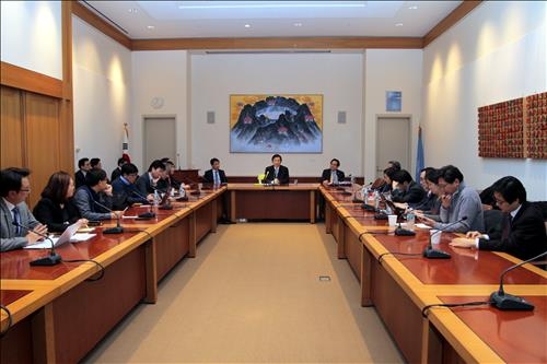 윤병세 "안보리 이번엔 '끝장 결의안' 돼야…北 예상 넘어야" - 3