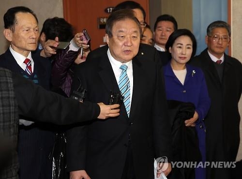 정대철 "정신있는 사람이라면 국보위 안 들어갔어야" - 2