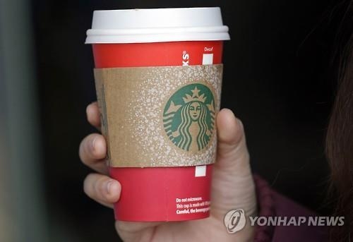 "편의점 커피나 스타벅스 커피나 원두 원가는 400~500원" - 3