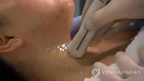갑상선암 확진 日후쿠시마 아동 비율, 통상 발병률 수십 배 - 2