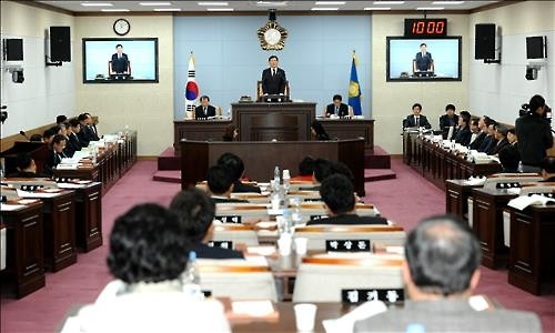 청주시의회 감염병 예방·관리 조례 제정…충북에서 처음 - 2