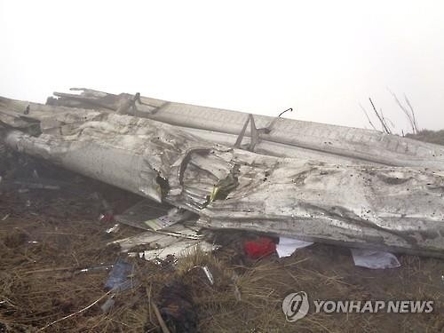 네팔서 11명 탄 소형 여객기 또 추락…최소 1명 사망 - 2
