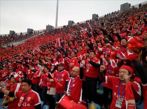 연변축구팀, 中슈퍼리그 첫 홈경기 승리…3만동포 '열광'의 축제 - 2