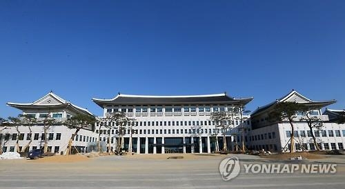 경북도 개방형 직위에 줄줄이 공무원…'무늬만 개방' - 3