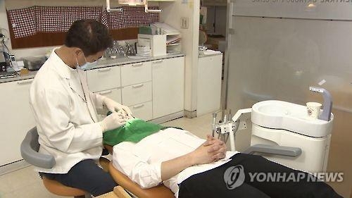 당뇨병 33%가 '치주염'…"혈당이 잇몸병 위험 높여" - 2