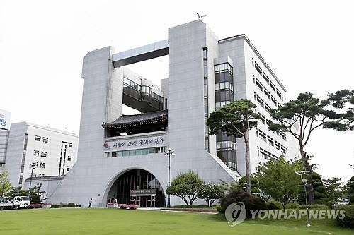전주시, 저소득층 여학생 400여명에게 위생용품 긴급지원 - 2