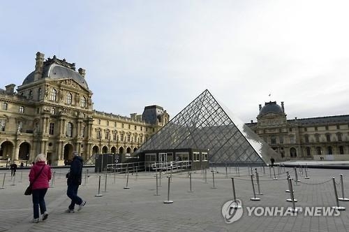 파리 센강 30여 년 만에 최고 수위…루브르 예술품 '대피'(종합) - 3