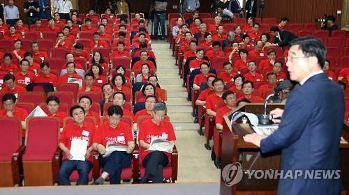 與 "반성·혁신" 외치며 '계파청산 선언문' 채택(종합2보) - 3