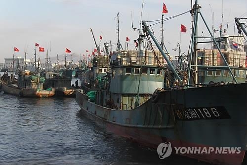 세계는 中불법조업과 전쟁중…어장약탈에 '벌금폭탄'·전투기도(종합) - 3
