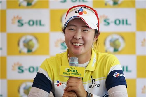 < S-Oil골프> 우승없는 작년 신인왕 박지영 "좋은 꿈 꿔야죠" - 2