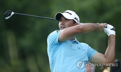 -US오픈골프- 4타 줄인 데이, 우승 경쟁 가세 - 2