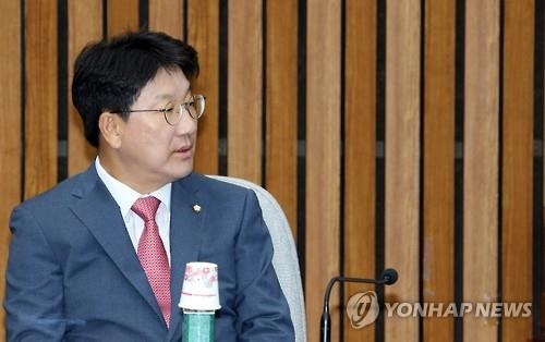 새누리 권성동 사무총장 사퇴…"김희옥 뜻 수용" - 2