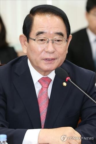 與 비대위 사무총장에 박명재…"나는 중립"(종합) - 2