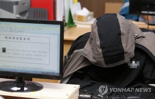 3살배기 벽·장롱에 집어던져 살해…30대 피의자 영장심사 - 2