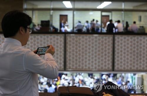 국회 상임위 속개…정무위·교문위·농해수위 공방예고 - 2
