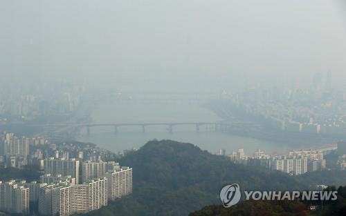 전북, 구름 끼고 '빗방울' …내일 최고 30㎜ 비 - 2