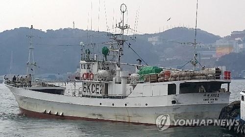 광현호 살인피의자 압송…잔혹한 살해동기 밝혀질까?(종합) - 2