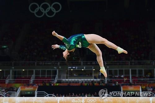 <올림픽> '뚱보' 멕시코 여자 체조선수 선전에도 몸집 논란 - 4