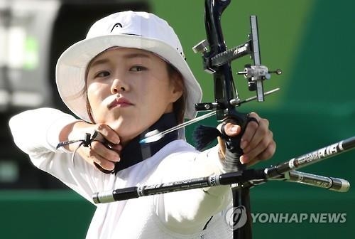 -올림픽-<양궁> 장혜진, 女개인전 金…2관왕 등극(1보) - 2