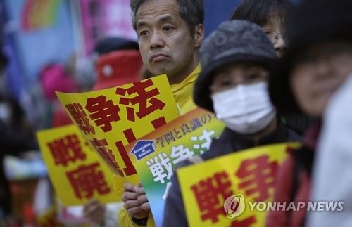 <광복 71년> ②역사시계 되돌리는 아베…우경화 가속 - 4