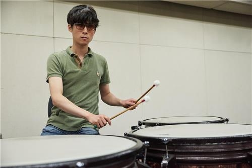 시각장애인 연주자 전경호 "타악기 음악 새 역사 쓰겠다" - 5