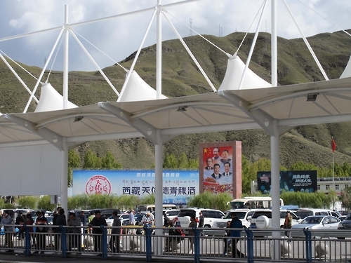 티베트 라싸 공항 모습 (라싸=연합뉴스)