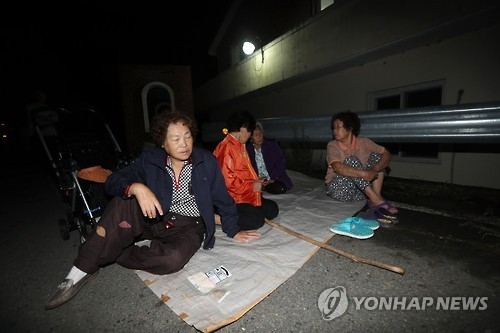 <규모 5.8 지진> 대피한 주민
