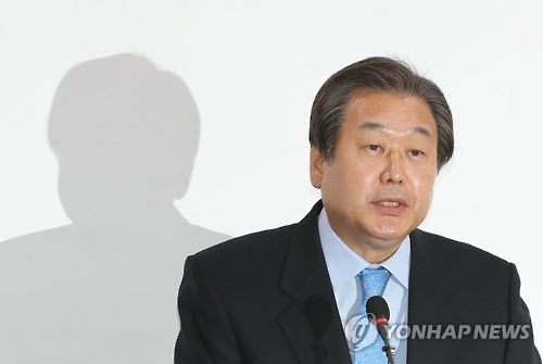 김무성 "당직 맡지않고 백의종군…新黨의 밀알 될터" - 1