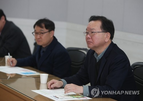 김부겸 "대구서 대통령 동정여론 커져…민주당, 오만 안돼" - 1