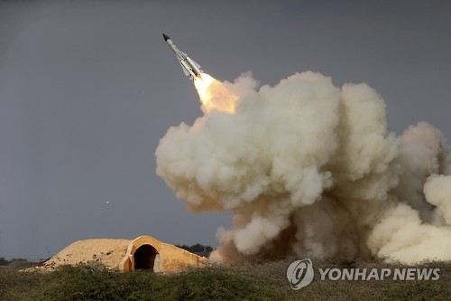 이란 탄도미사일 작년말 시험발사 장면