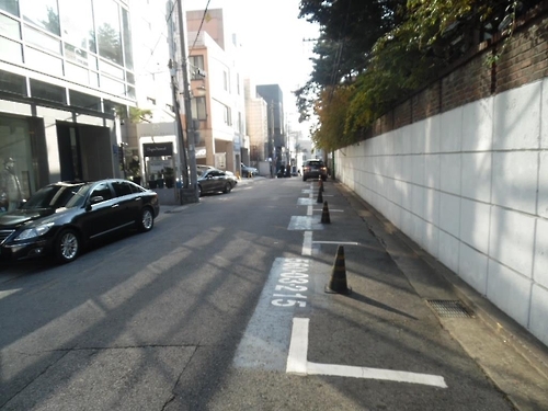 강남구 청담동 거주자우선주차장서 발레파킹 영업하다 적발 - 2