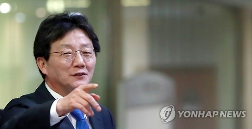 말만 무성한 '보수 연대론'…범여권, 대선 앞두고 뭉칠까 - 2