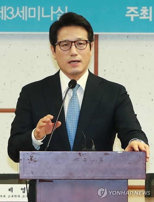 정병국 "5당 대표 긴급회의 열어 탄핵後 로드맵 마련해야" - 1