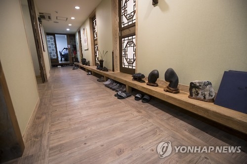 권익위원장 "청탁금지법 '5·5·10' 상향 논의 안했다" - 1