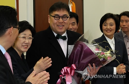 '나꼼수' 김용민, 한국당 입당 하루만에 제명(종합2보) - 1
