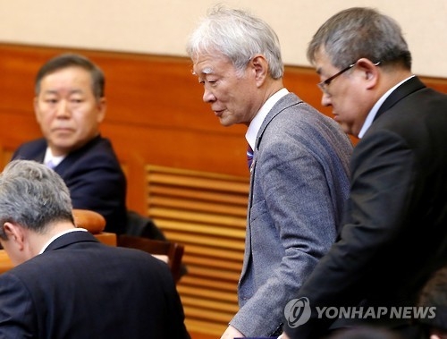 최종변론 입장하는 서석구