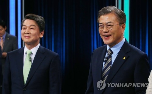 한국당, 文아들 의혹에 "권력형 채용비리"…국조 요구도(종합) - 1