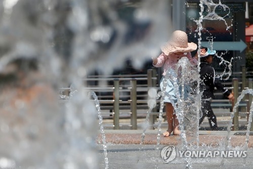 "분수대 시원해요"