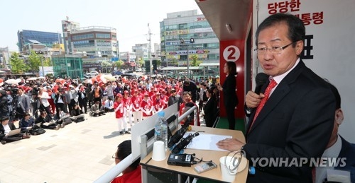 망가진 목·만신창이 손…대선후보들 "막바지 컨디션 사수하라" - 2
