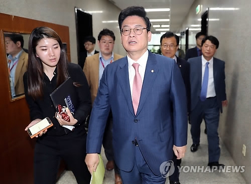野3당, 여권발 '통합정부 입각설'에 "저급한 분열 정치공작" - 1