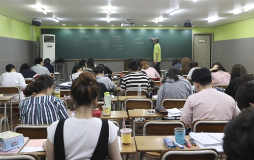 "20명중 1명뿐"…20일 남은 지방직시험 공시생들 '사투' - 3