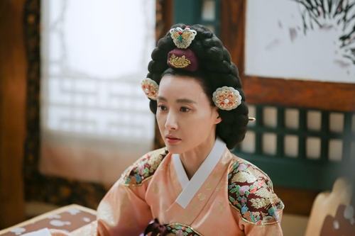 연산군과 중종이 연적이었다?…로맨스 팩션 사극 '7일의 왕비' - 5