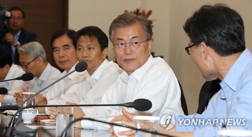 文대통령 "가계부채 종합관리방안 8월 중에 마련하라" 지시 - 1