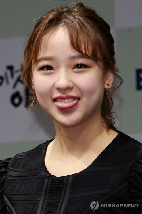 손연재-FT아일랜드 최종훈 열애…"호감갖고 알아가는 중"(종합) - 1